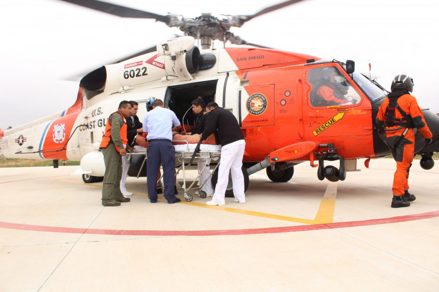 Un HH-6 Jayhawk en Ensenada. Foto: Semar