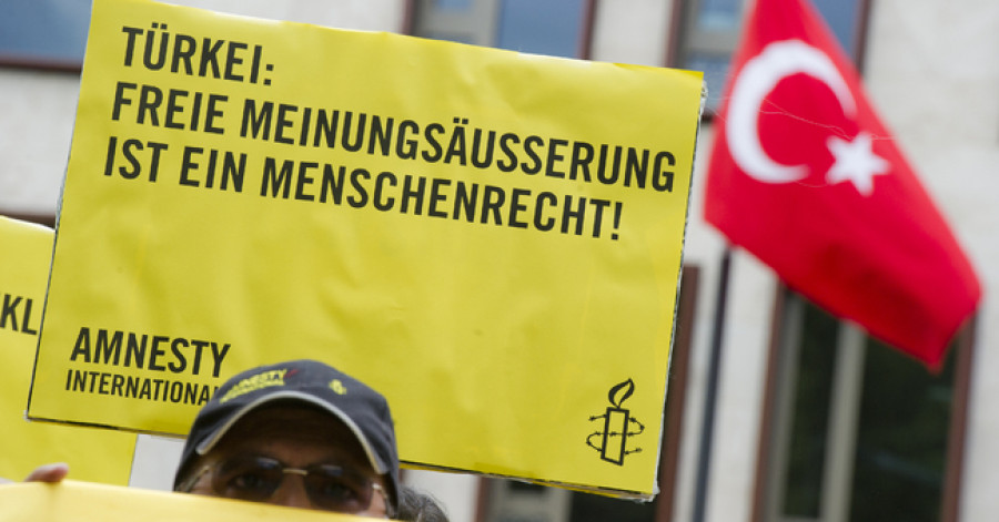 Protestas por las detenciones en Turquía. Foto: Gobierno Federal de Alemania