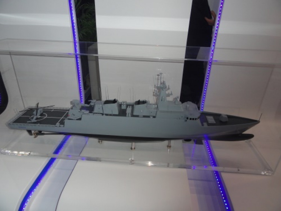 La fragata Alfa 4000 en el stand de Navantia en Sitdef 2017. Foto: Peter Watson