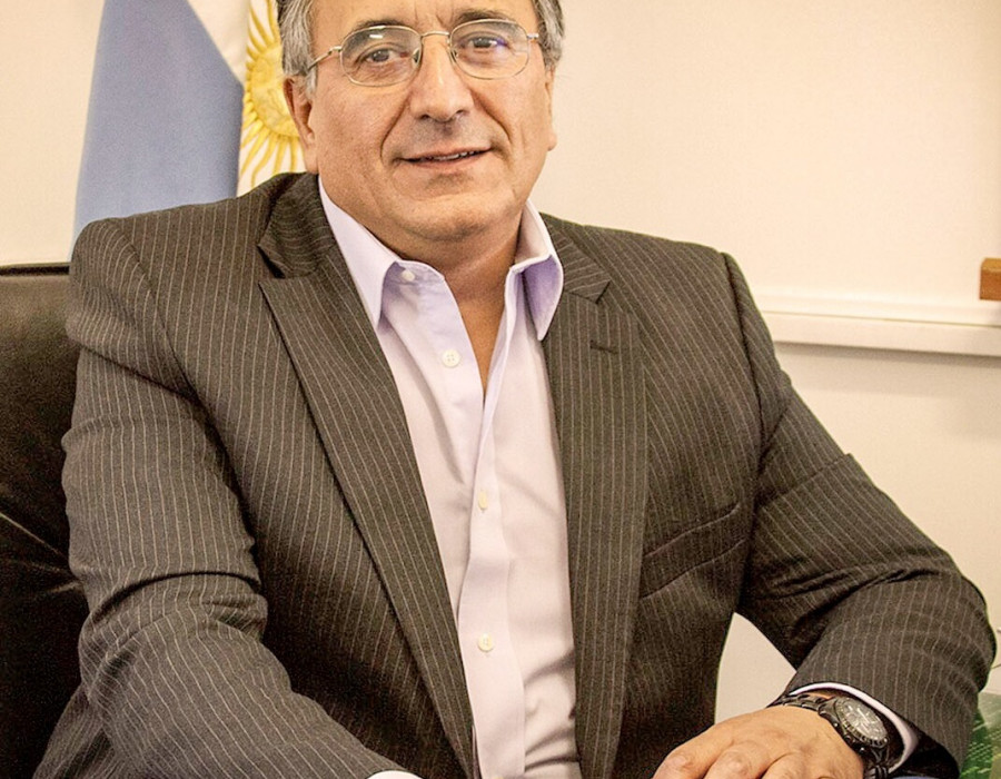 El secretario de Servicios Logísticos y Emergencias del Ministerio de Defensa argentino, Walter Ceballos