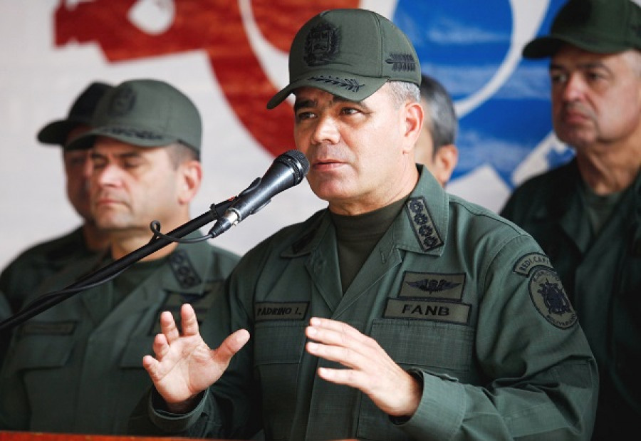 El general en jefe Vladimir Padrino López fue ratificado en su cargo de ministro de Defensa. Foto: Agencia Venezolana de Noticias.
