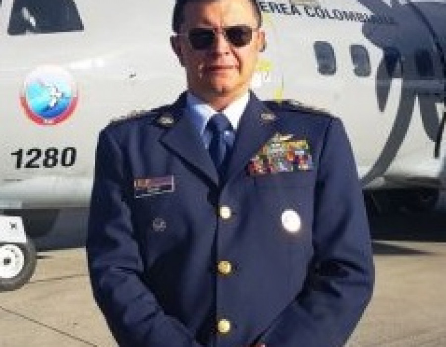 General Carlos Bueno, comandante Fuerza Aérea Colombiana. Foto: Erich Saumeth C.