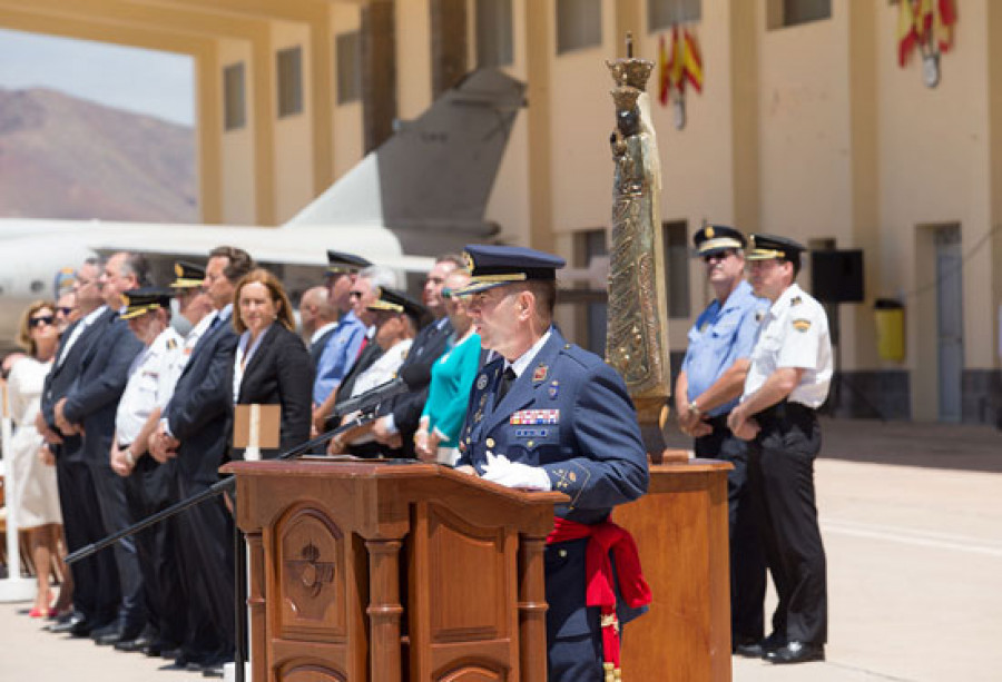 Toma de posesión del general De la Cruz en Gando. Foto: Ejército del Aire