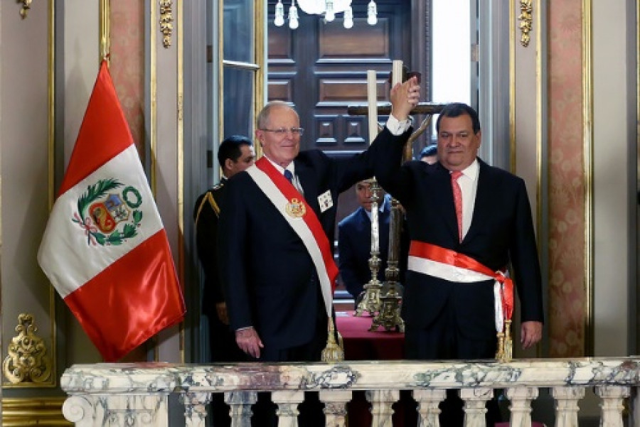 JorgeNieto juramentacionMinDef 5dic2016 MinDefPeru