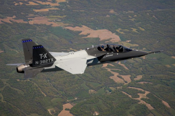 Segundo prototipo de avión Boeing T-X. Foto Boeing