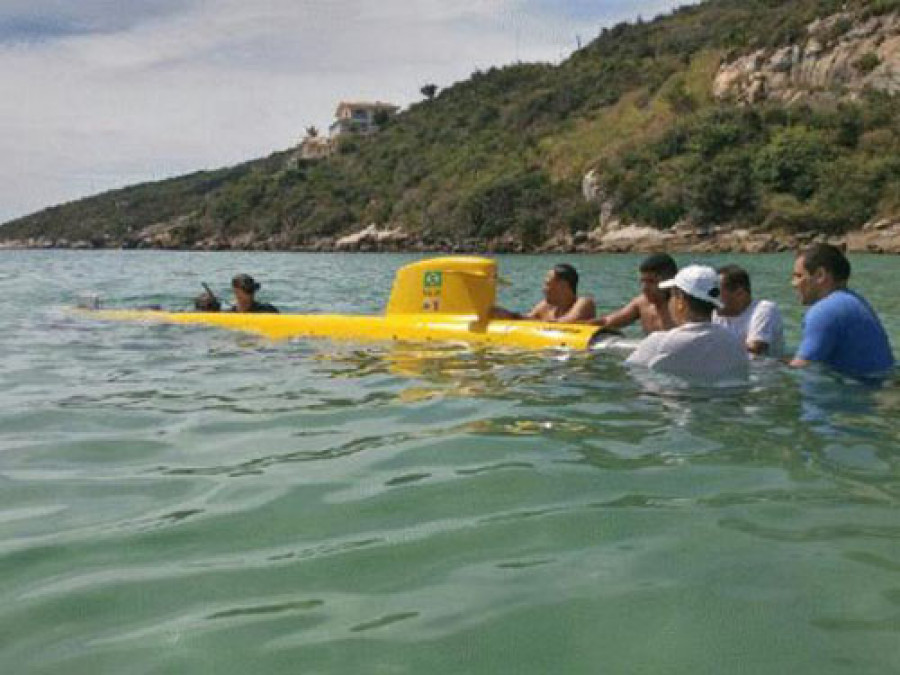 O ML sendo testado nas águas de Arraial do Cabo, litoral fluminense. Imagem: CTMSP