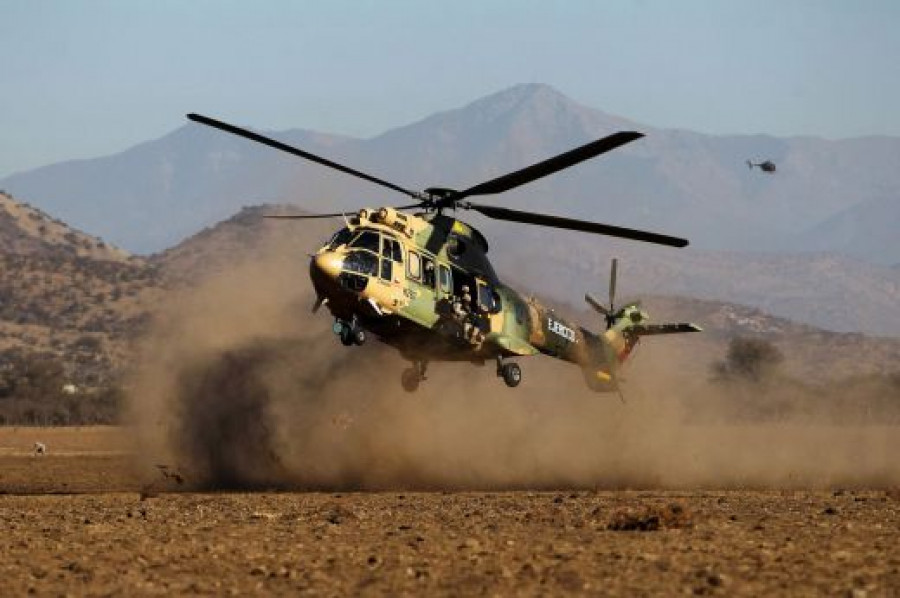 Helicóptero H215 en operaciones. Foto: Ejército de Chile