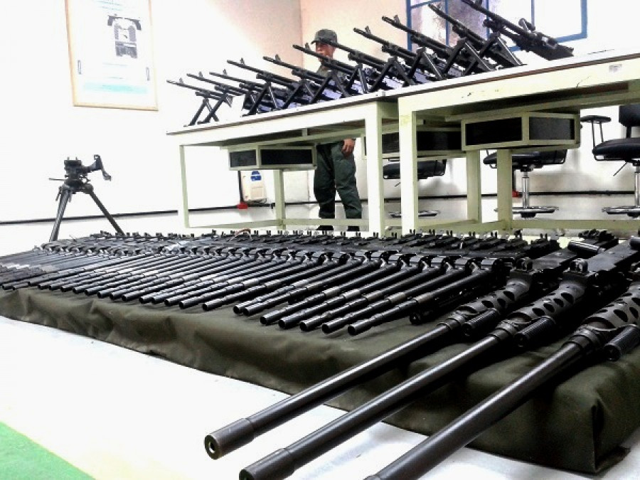 Venezuela InfanteriaMarina armamento Cavim