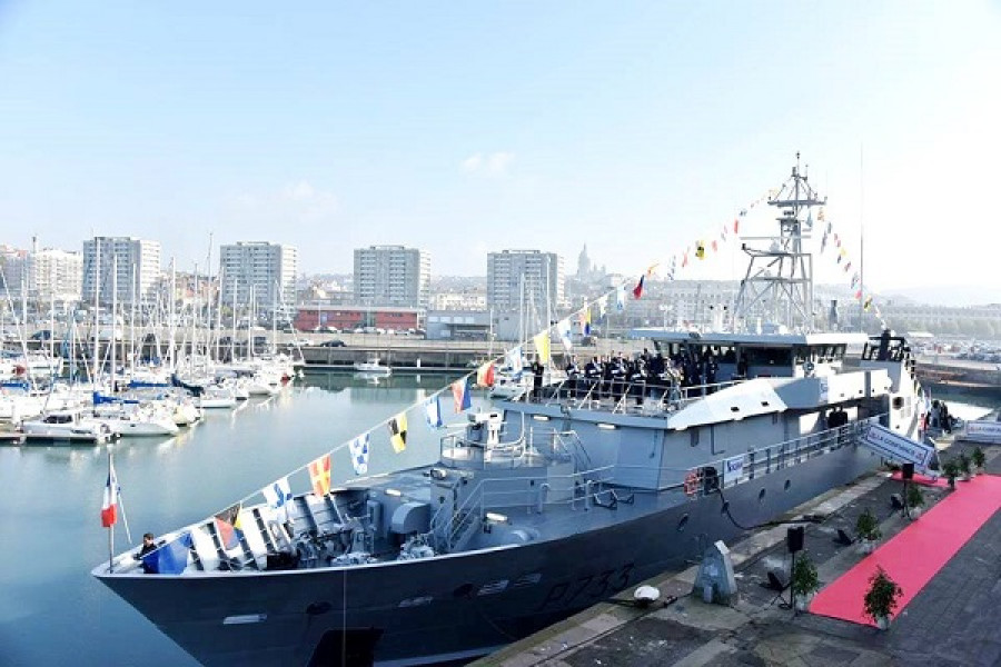 Francia MarinaNationale LeConfidence OC2016 Socareman