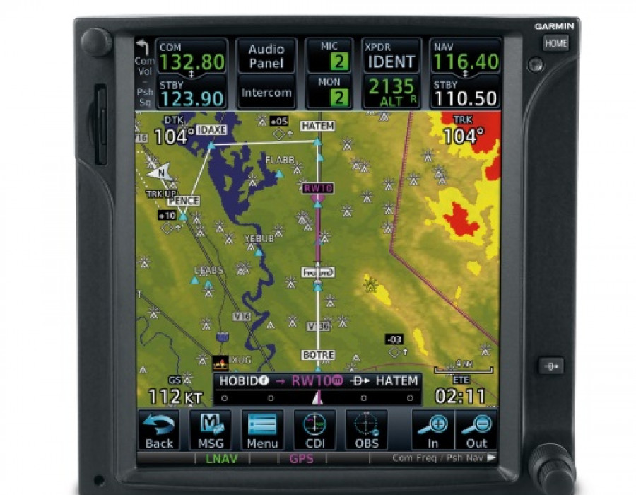 Sistema multifuncional de aviónica Garmin GTN-750. Foto: Gulf Coast Avionics