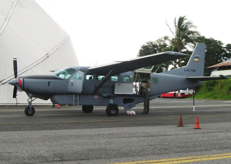 Un Gran Caravan del Ejército Colombiano