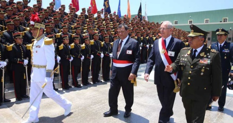 PPK ClausuraAnhoAcademico EscuelaMIlitarChorrillos 14dic2016 PresidenciaPeru 500px