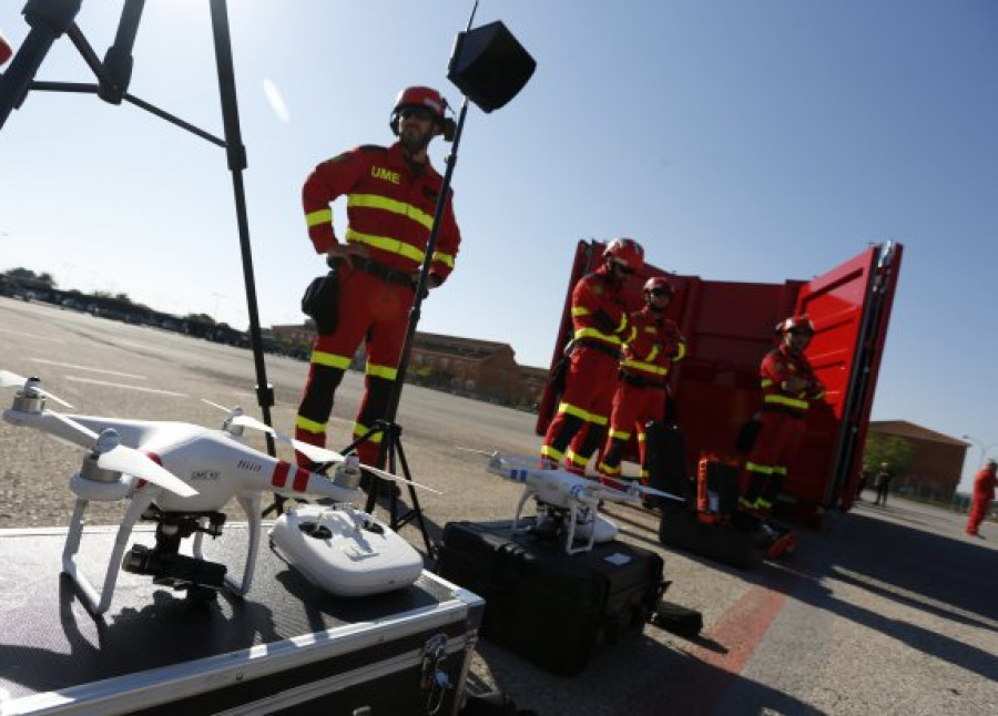 Dron de la Unidad Militar de Emergencias. Foto: Las Provincias