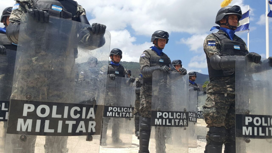 Foto nota Honduras ordena crear dos batallones mas de Policia militar antimotines