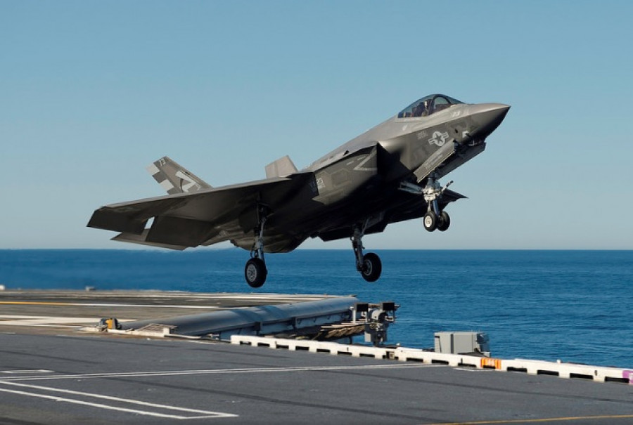 150623 f 35c caza avion portaaviones lockheed martin