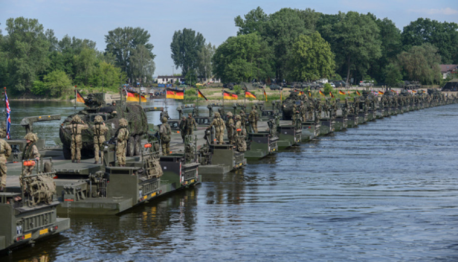 160610 vehiculo lanzapuentes m3 reino unido alemania polonia ejercito britanico01
