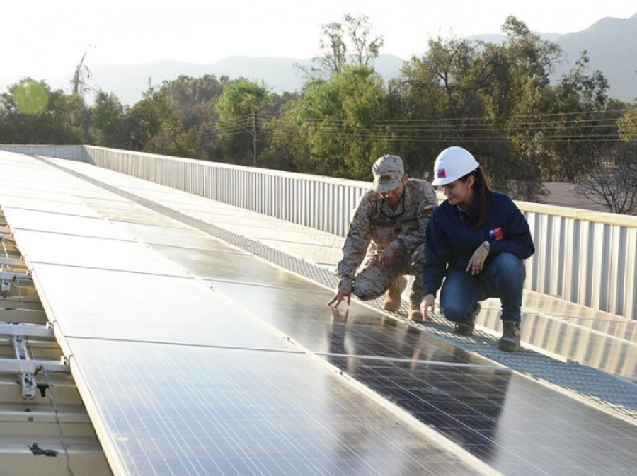 Paneles solares fotovoltaicos Ejercito de Chile