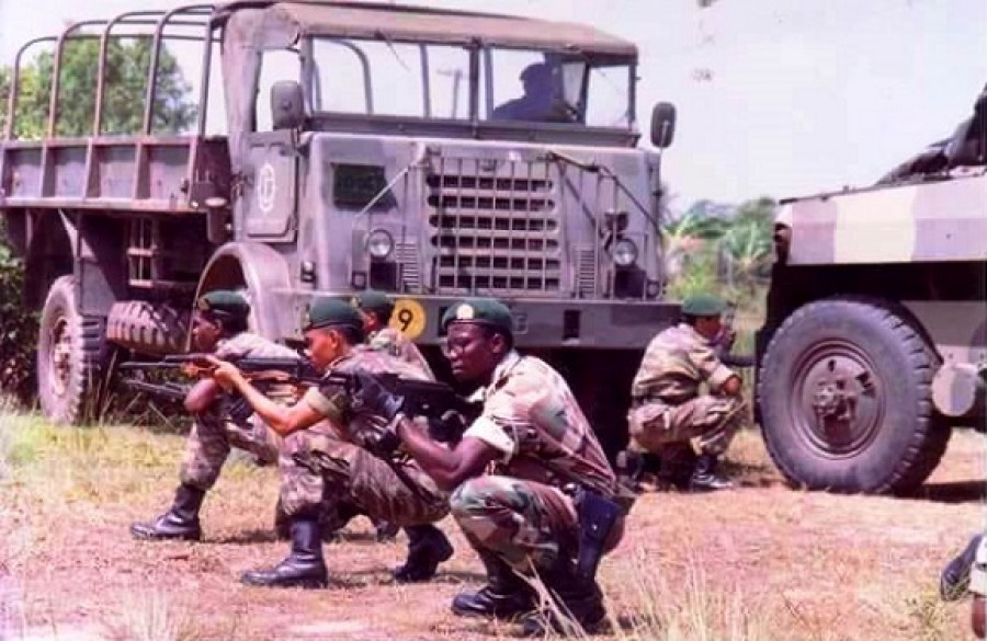 Efectivos del Ejército de Surinam en un ejercicio. Foto: Surinaamse Nationaal Leger