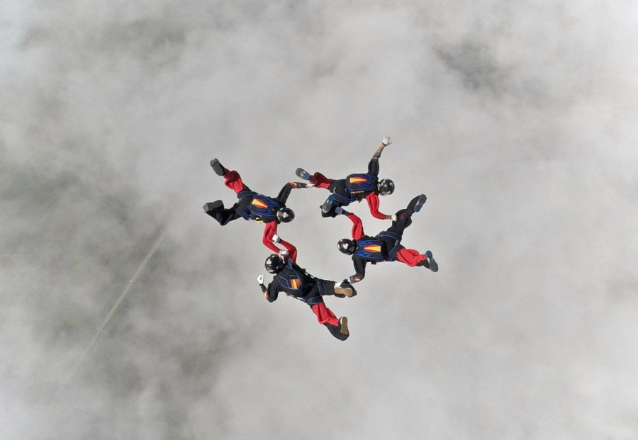 Salto de la Papea durante el Campeonato del Mundo de Paracaidismo. Foto: Ejército del Aire