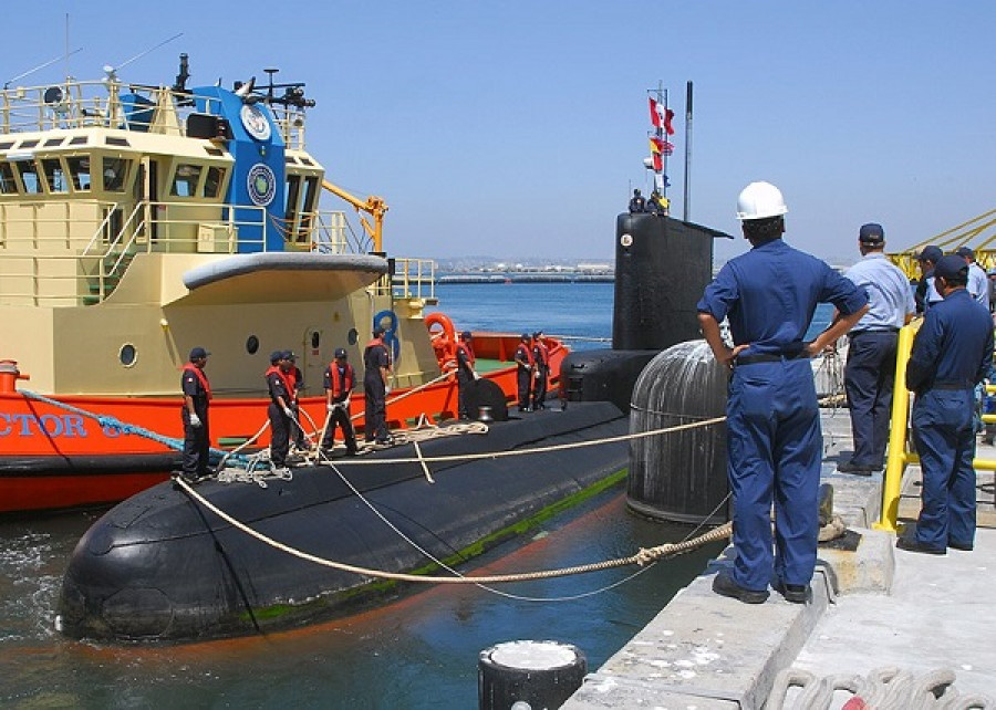BAP Arica en la Base Naval de San Diego para el ejercicio Subdiex 2009. Foto: Armada de Estados Unidos