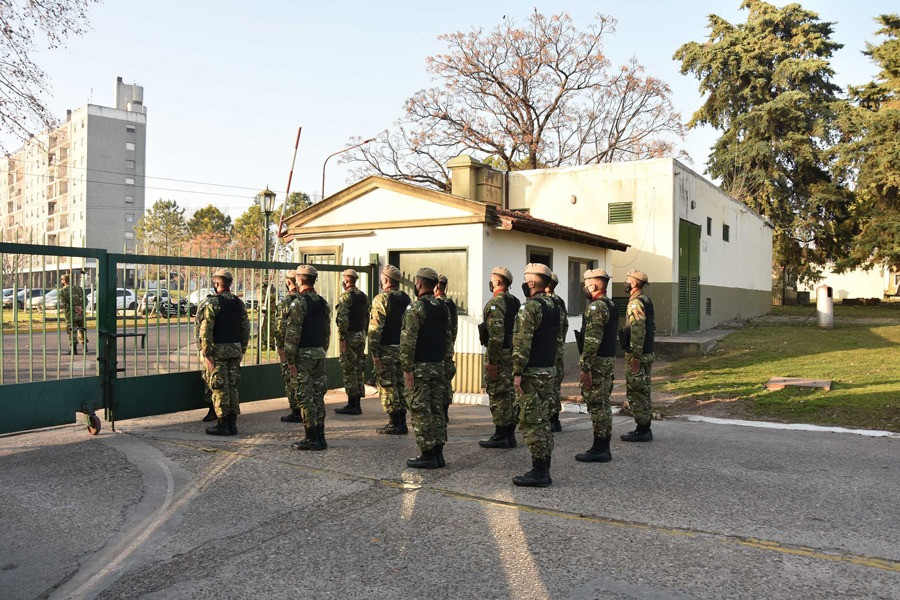Cambio de guardia en la I Brigada Aérea. Foto: Fuerza Aérea Argentina
