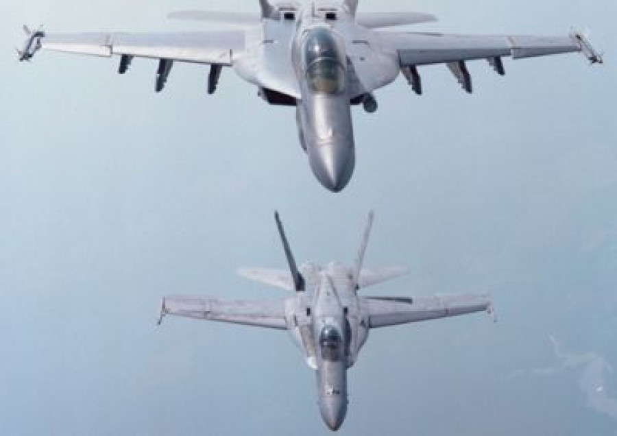 140319 f18 super hornet01