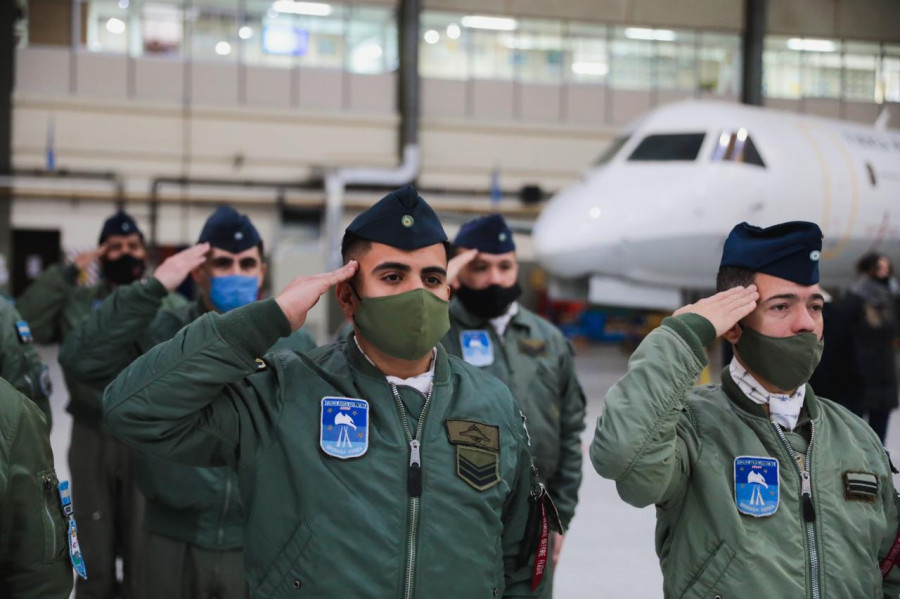 Egreso de pilotos. Foto: Ministerio de Defensa