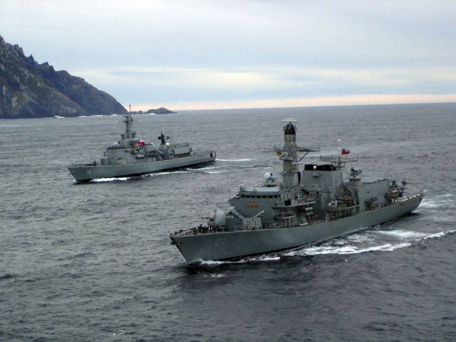 Fragatas de la Escuadra Nacional navegando en el Cabo de Hornos. Foto: Armada de Chile