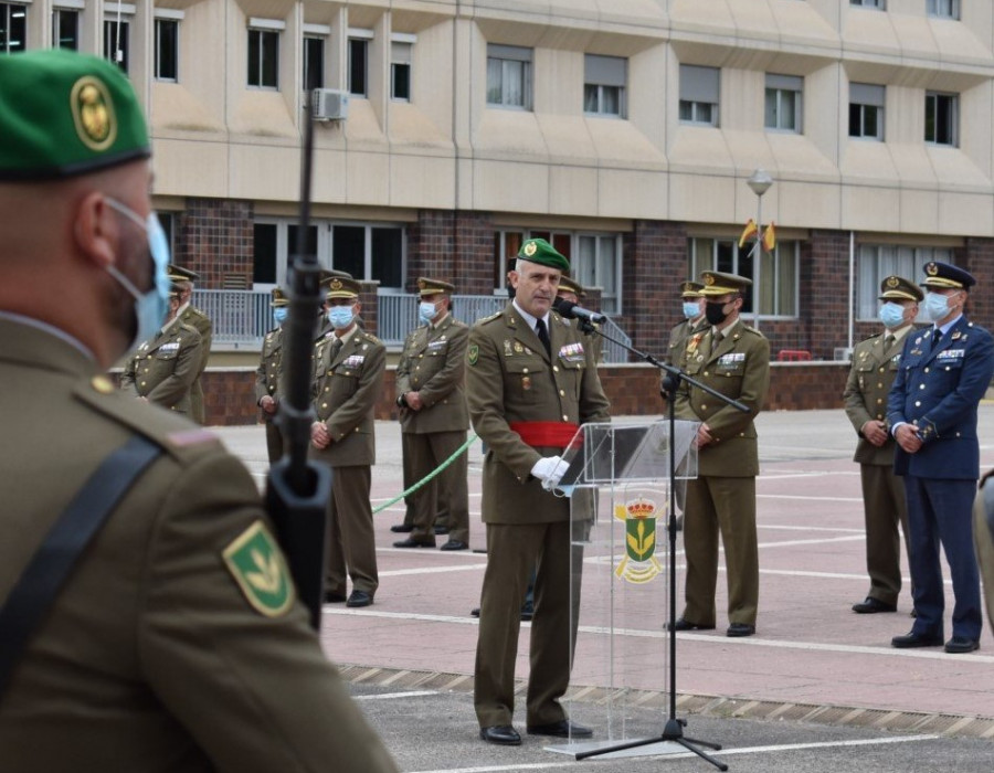 Un momento de la alocución del nuevo jefe de la Brigada Logística, general Juan Carlos Olalla. Foto: Brilog