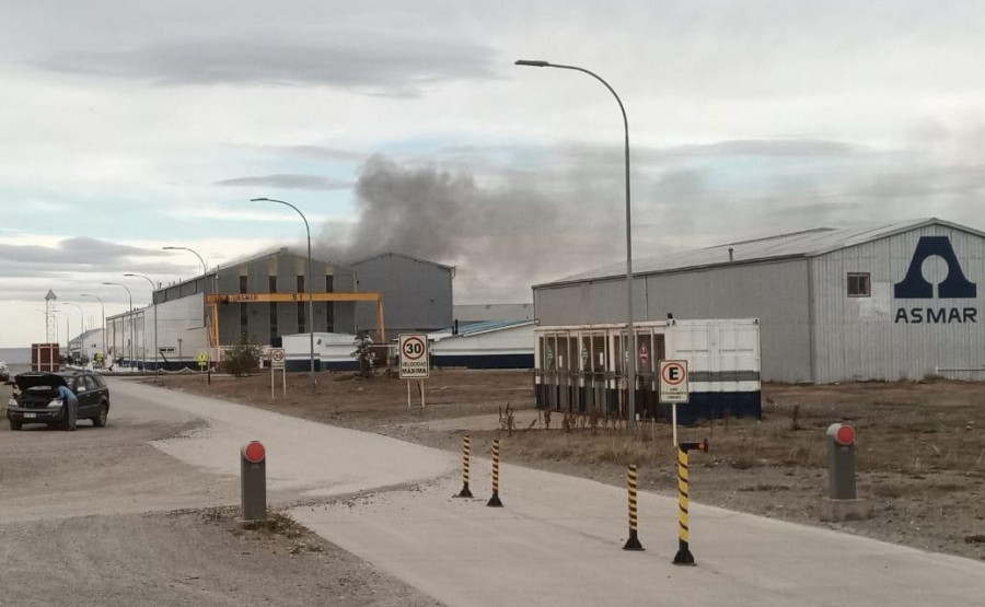 Las causas del siniestro en Asmar Magallanes se encuentran en investigación. Foto: Ovejero Noticias