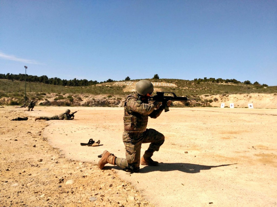 Ejercicio de tiro con el fusil HK. Foto: Ejército de Tierra