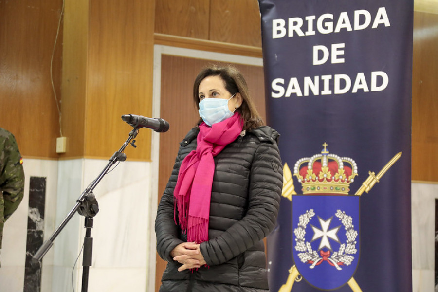 Visita de la ministra Margarita Robles a la Brigada de Sanidad. Foto: Ministerio de Defensa
