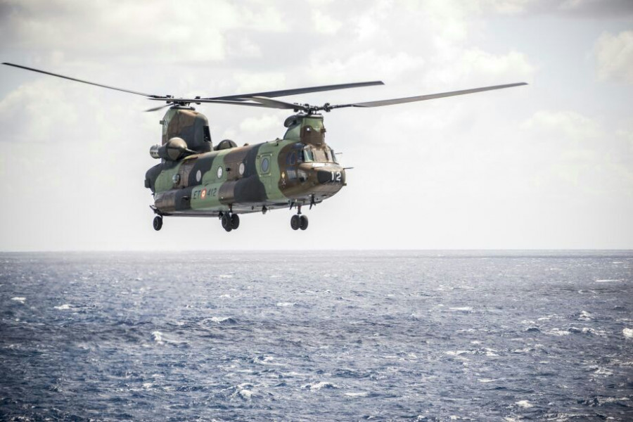 Helicóptero de transporte Chinook de las Famet. Foto: Ejército de Tierra