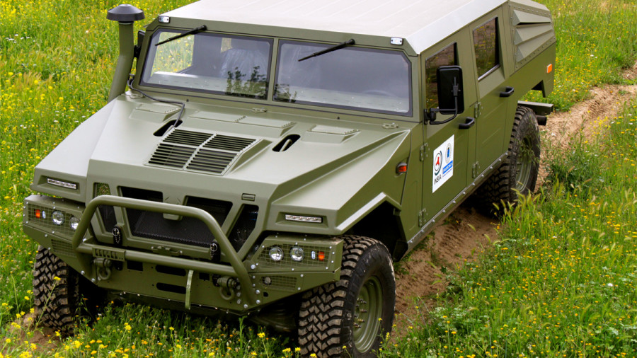 Vehículo militar español Vamtac eléctrico. Foto: URO
