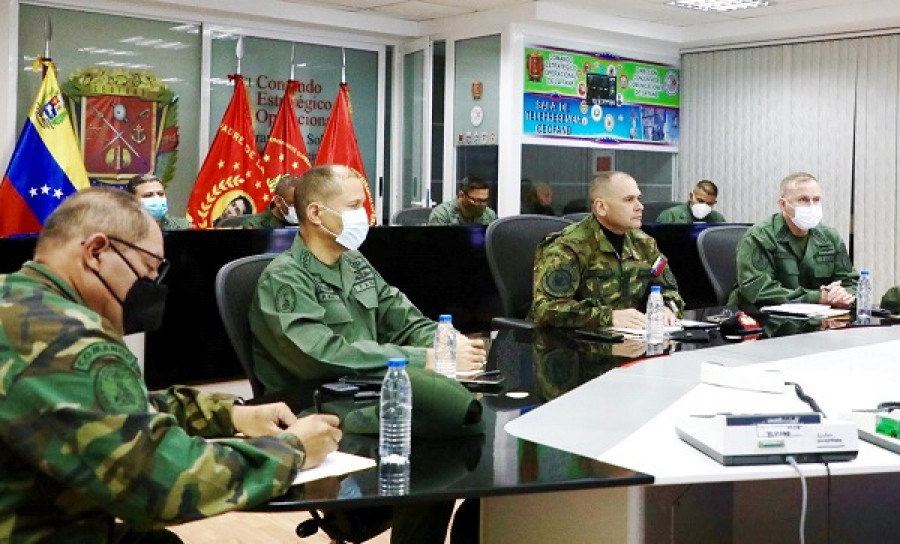 Reunión preparatoria del ejercicio. Foto: Comando Estratégico Operacional