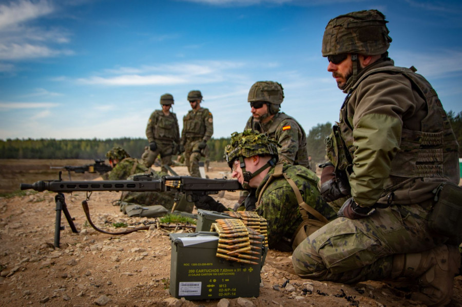 Militares del Ejérciot de Tierra en la misión de Letonia. Foto: Emad