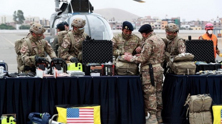 Parte de los equipos CSAR donados por EEUU a la FAP. Foto: Ministerio de Defensa del Perú