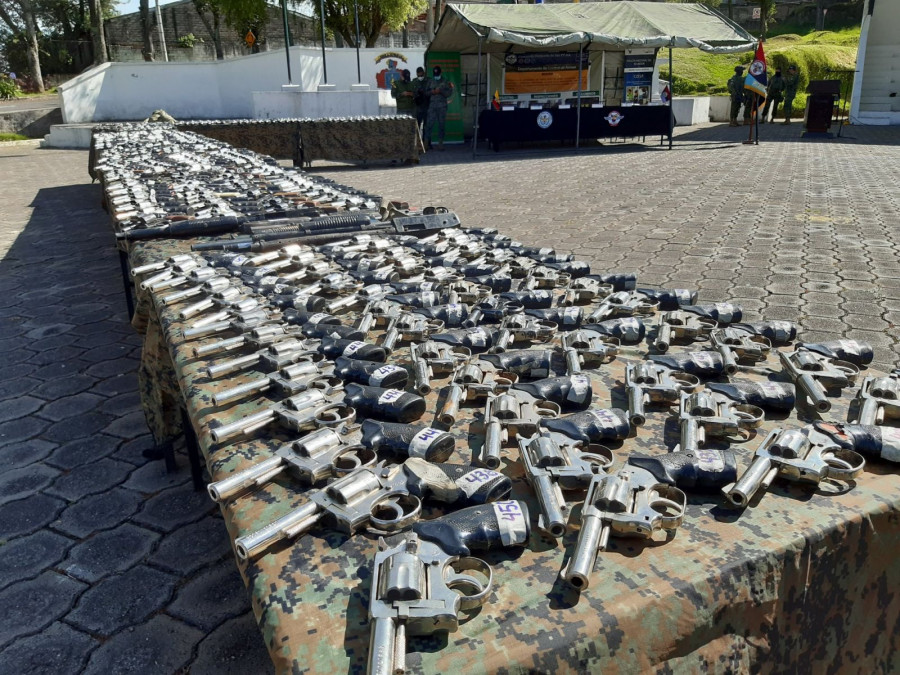Armas recolectadas. Foto: Ministerio de la Defensa Ecuatoriano