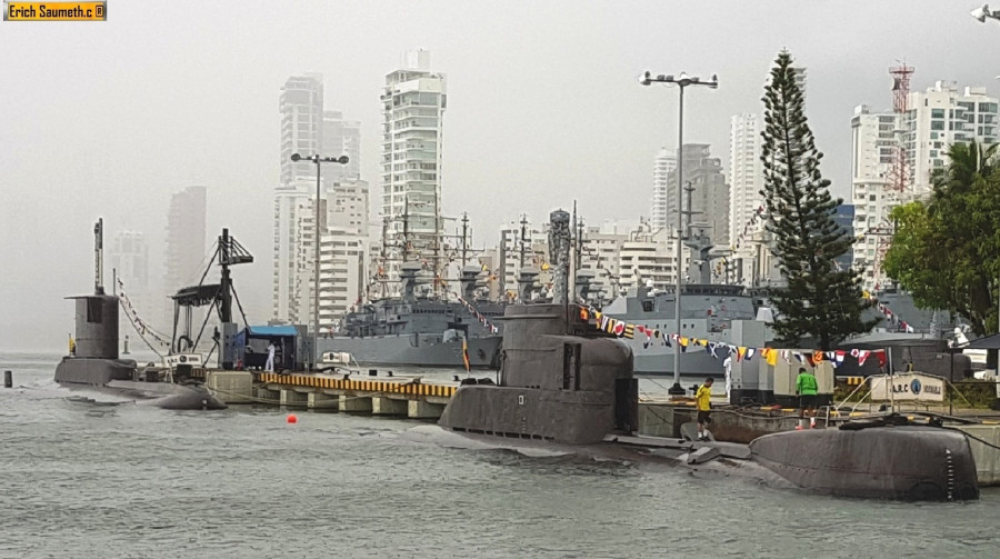 Submarinos U209 izquierda y U206A de la Armada Colombiana. Foto Infodefensa.com