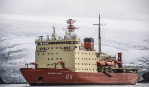 Argentina despliega el rompehielos Irízar en la segunda fase de la Campaña Antártica