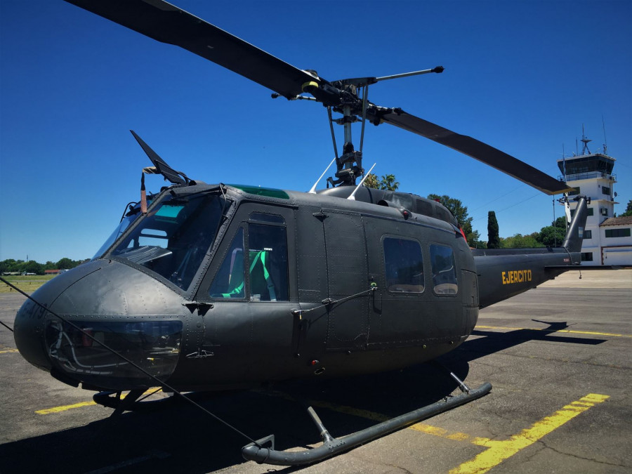 Un Bell del Ejército Argentino. Foto: Gonzalo Mary.