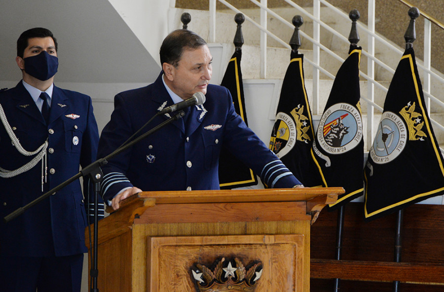 Comandante en jefe de la Fuerza Aérea de Chile, general del aire Arturo Merino. Foto: FACh