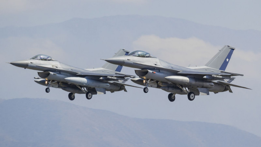 Elemento de cazas Lockheed Martin F-16C Fighting Falcon Block 50 del Grupo de Aviación N° 3: Foto: Vicente Quezada