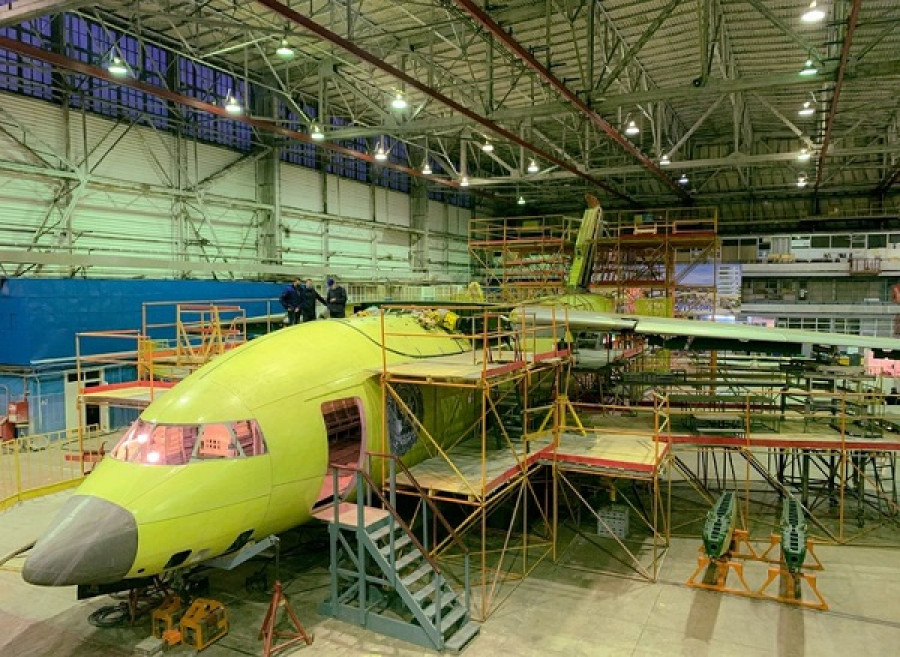 Ensamblaje del An-178 de la Policía Nacional de Perú. Foto: SpetsTechnoExport