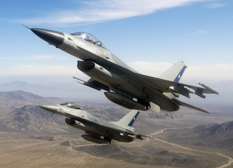 Aviones de combate Lockheed Martin F-16 Fighting Falcon de la Fuerza Aérea de Chile. Foto: FACh