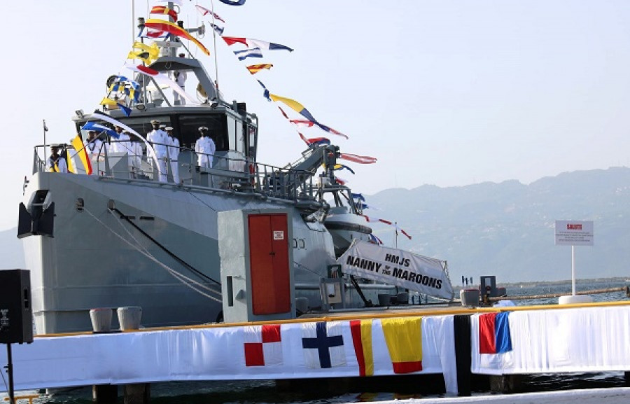 El HMJS Nanny of the Maroons durante la ceremonia de commission. Foto: Jamaica Defence Force