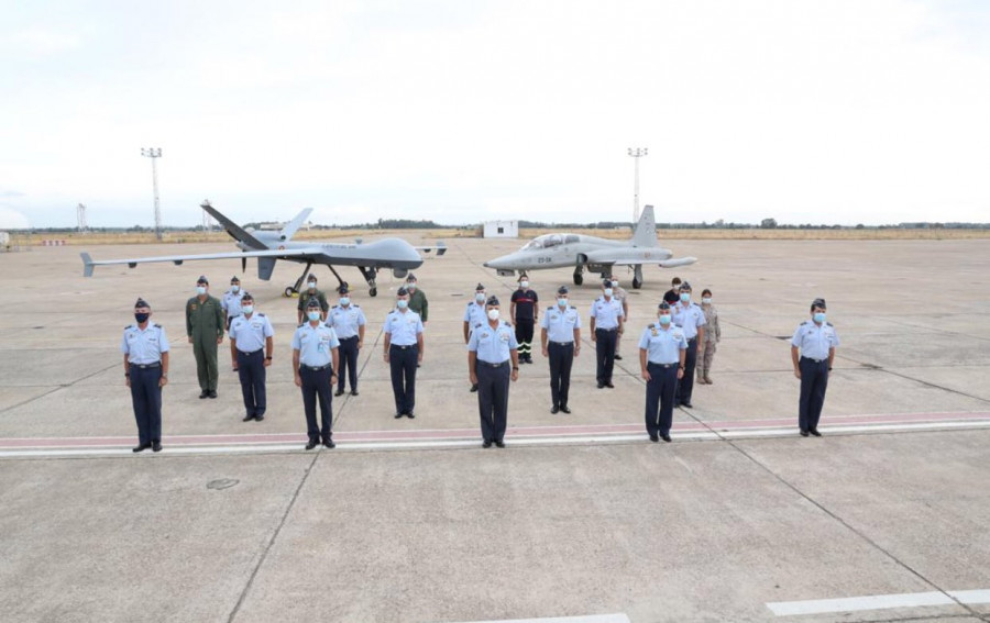 Visita del JEMA al Ala 23 de la base de Talavera la Real. Foto: Ejército del Aire