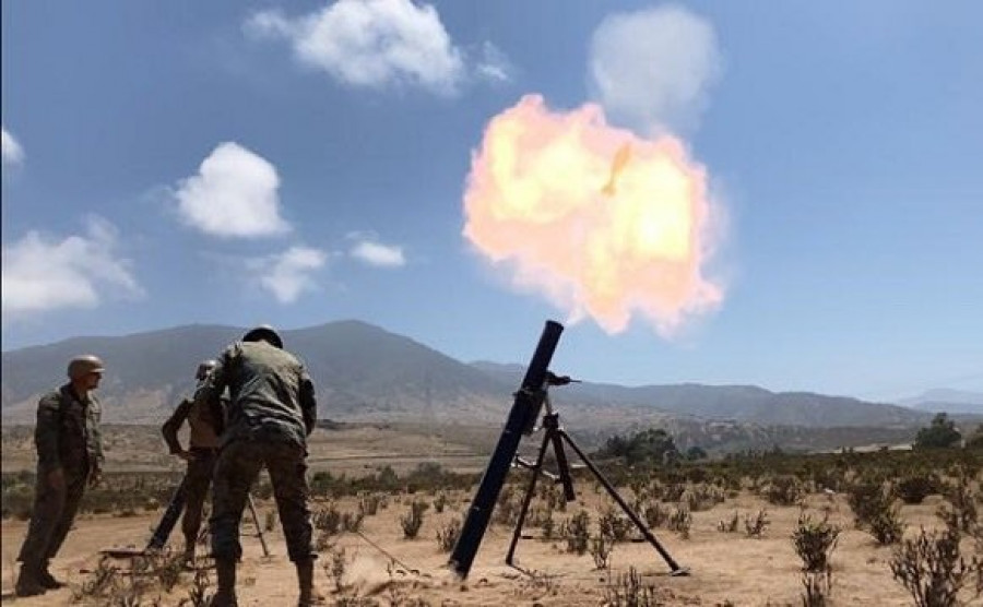 Disparo de prueba del mortero Soltam M-65 en el predio militar Pichicuy. Foto: Ejército de Chile