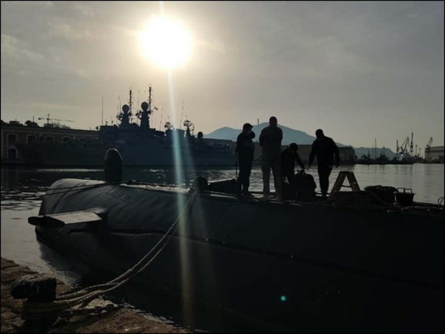 Salida del submarino Tramontana hacia la operación Sea Guardian. Foto: Emad