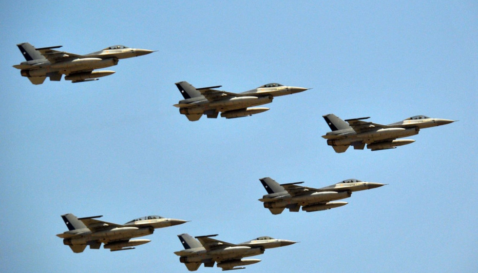 Escuadrilla de aviones Lockheed Martin F-16 MLU Fighting Falcon. Foto: FACh